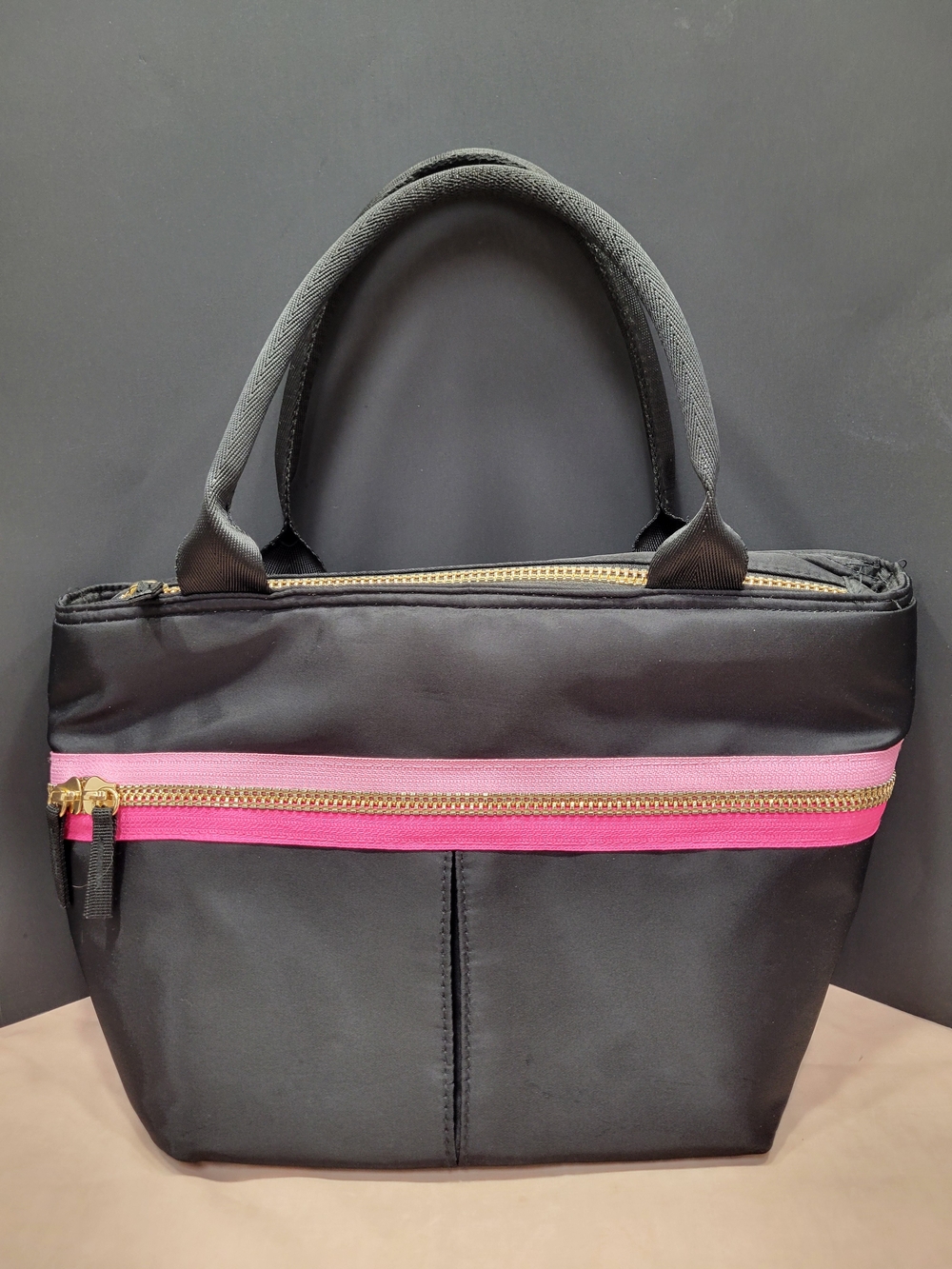 Adrienne Vittadini Black & Pink Lunch/Cooler Tote